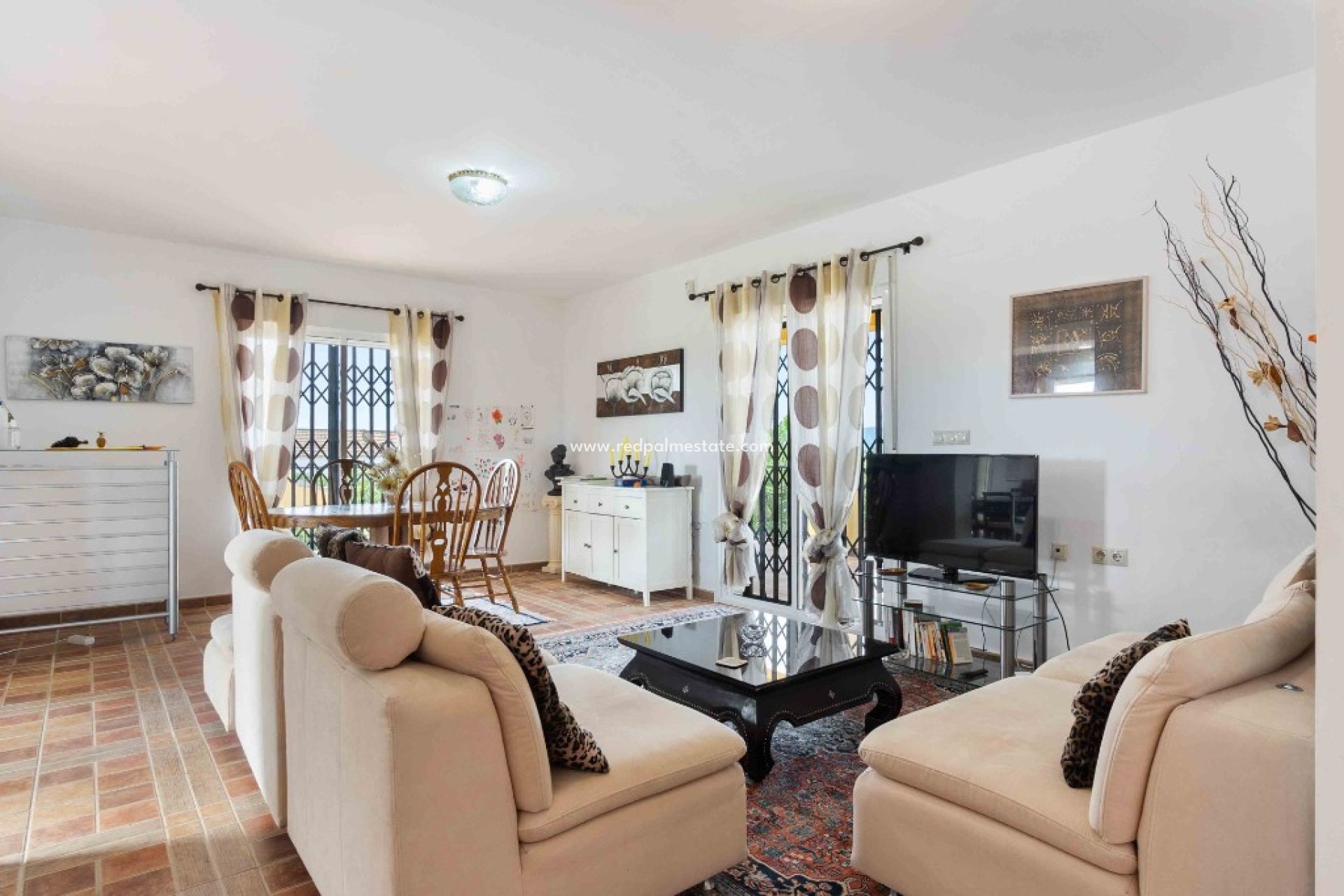 Videresalg - Finca / Landeiendom -
Orihuela Costa - Orihuela