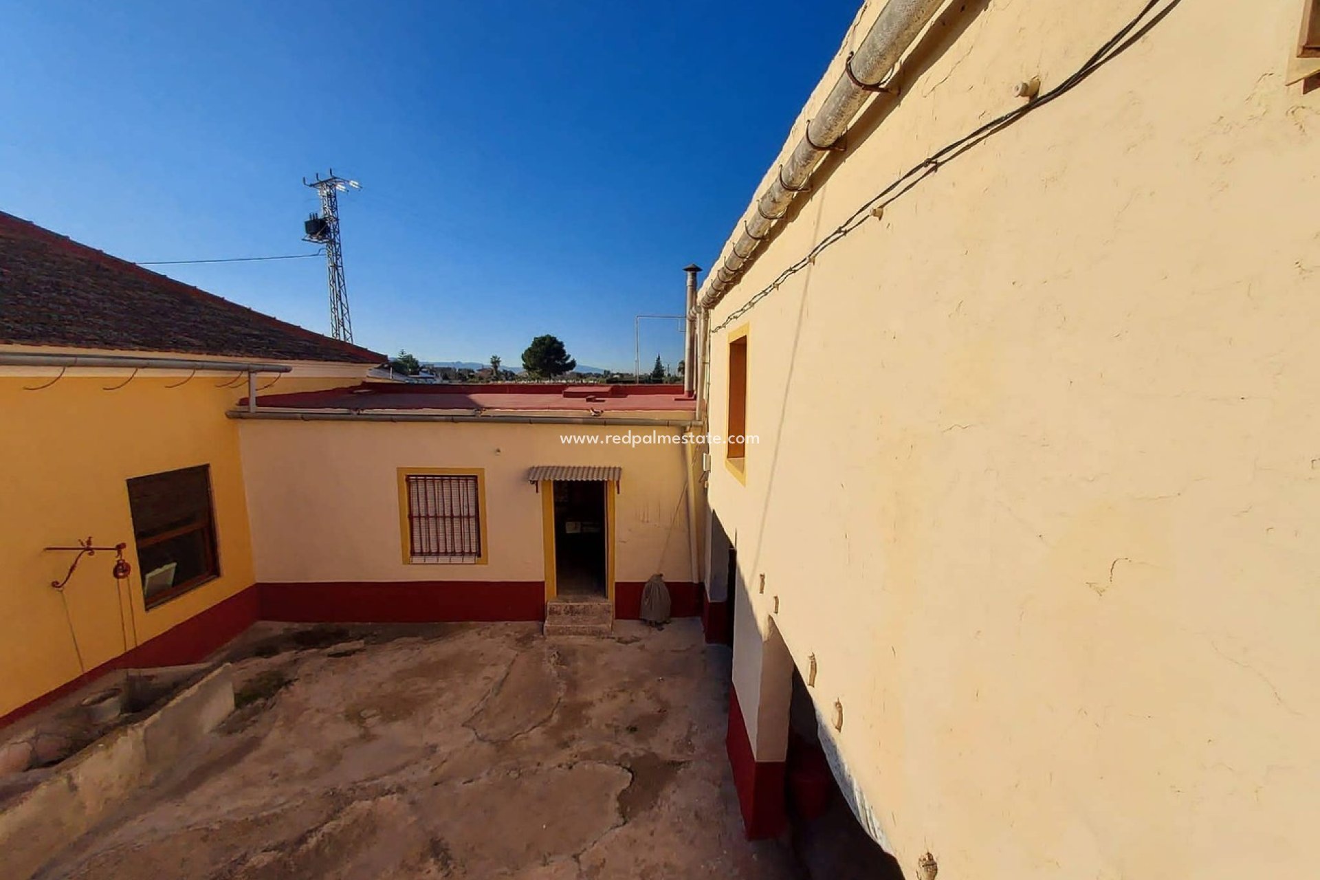 Videresalg - Finca / Landeiendom -
Orihuela - Desamparados