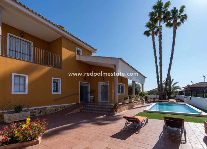 Videresalg - Finca / Landeiendom -
Orihuela