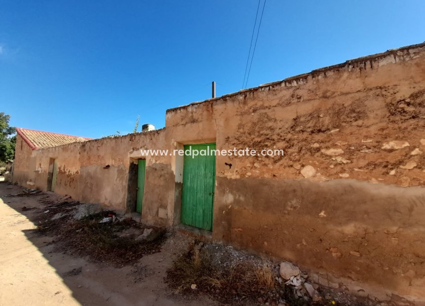 Videresalg - Finca / Landeiendom -
Pinoso - Inland