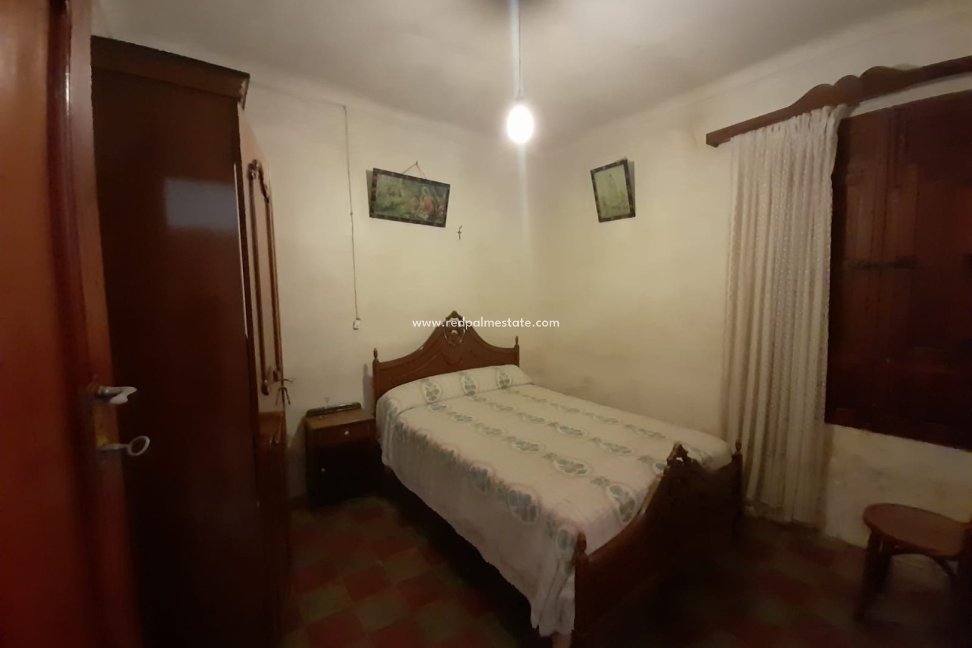 Videresalg - Finca / Landeiendom -
Pinoso - Inland