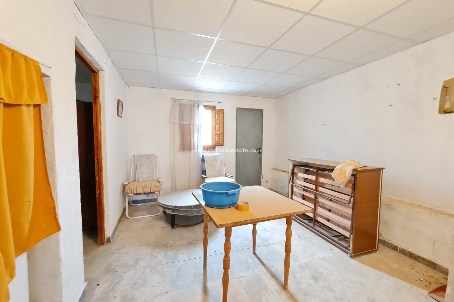 Videresalg - Finca / Landeiendom -
Pinoso - Inland