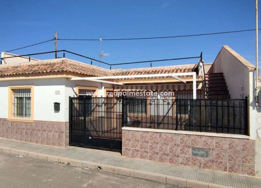 Videresalg - Finca / Landeiendom -
Pinoso - Inland