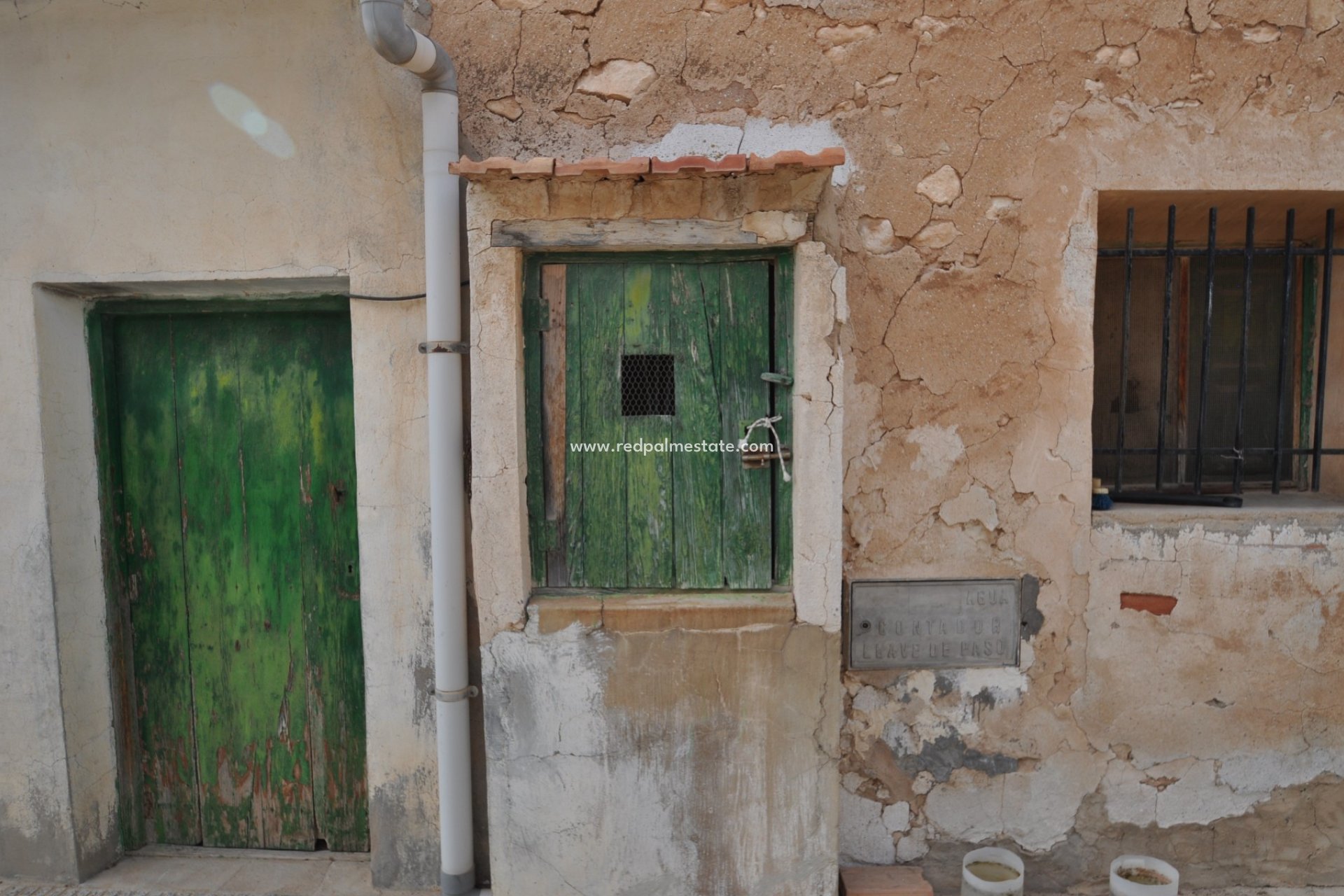 Videresalg - Finca / Landeiendom -
Pinoso - Inland