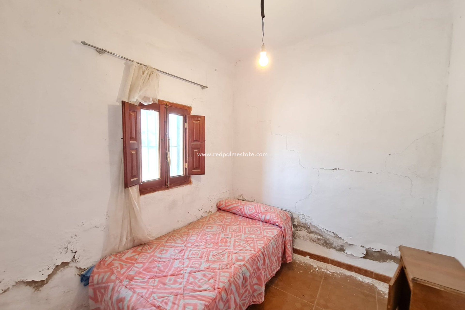 Videresalg - Finca / Landeiendom -
Pinoso - Inland