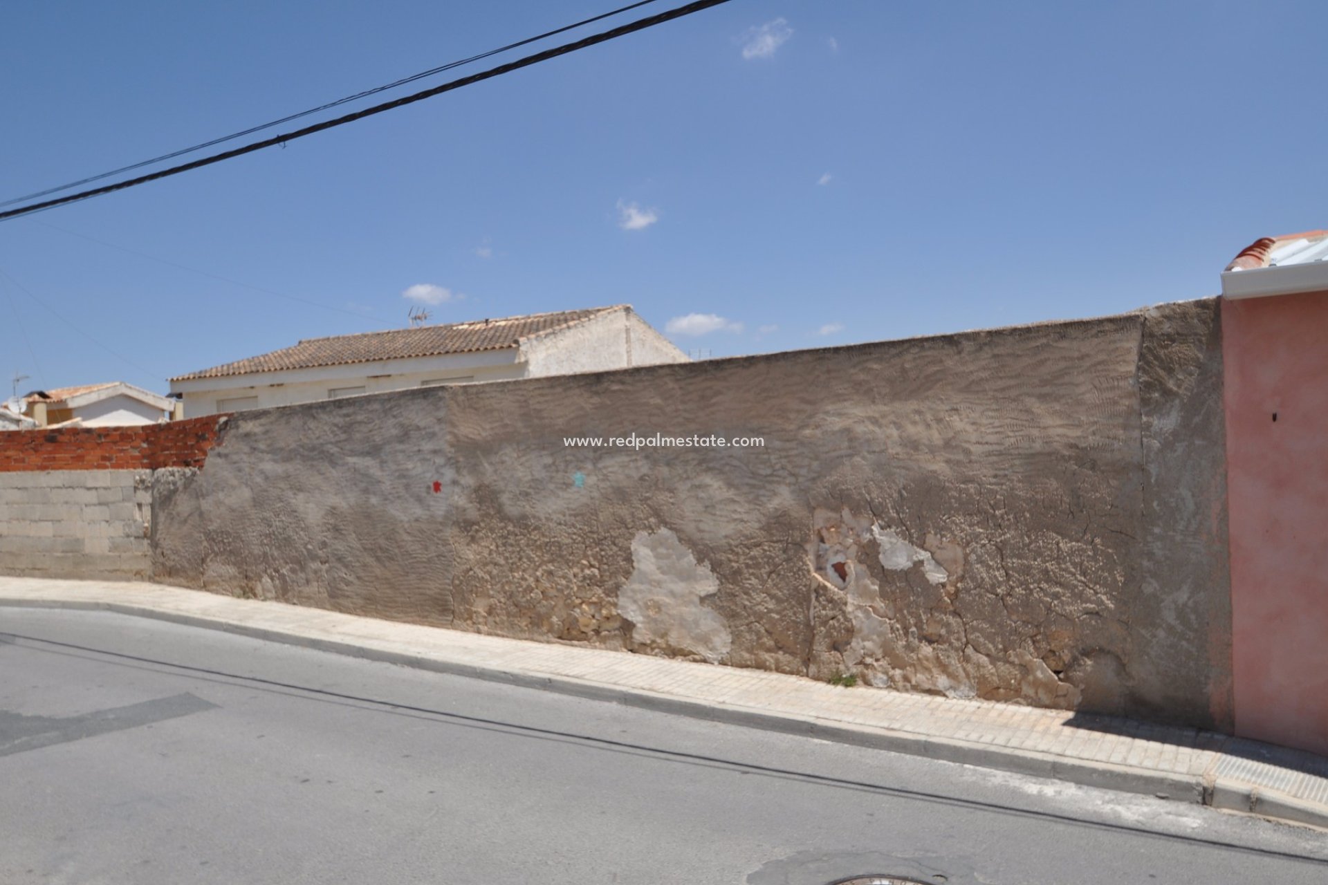 Videresalg - Finca / Landeiendom -
Pinoso - Inland