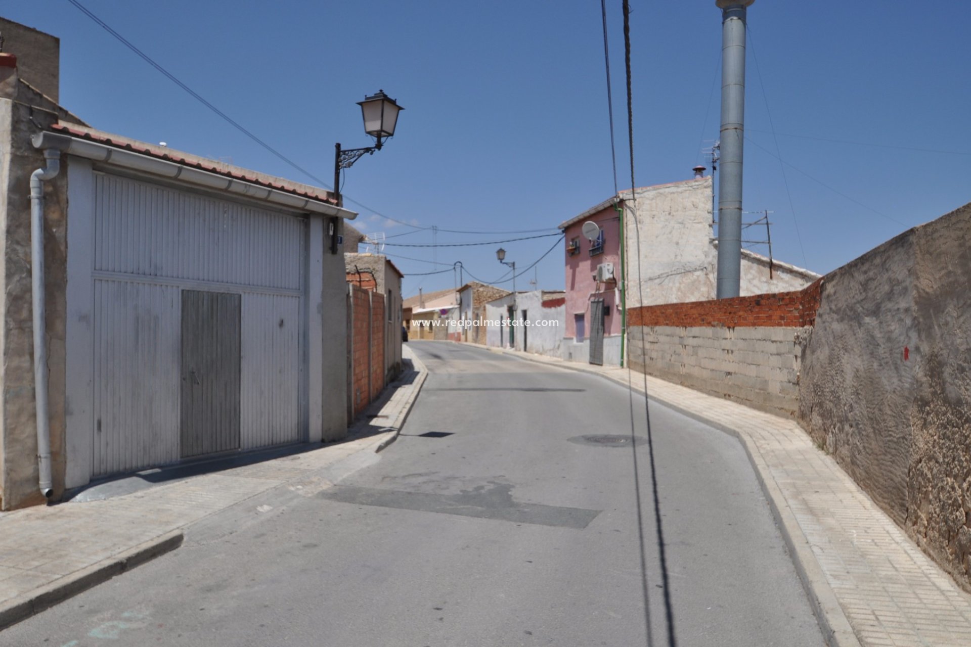 Videresalg - Finca / Landeiendom -
Pinoso - Inland