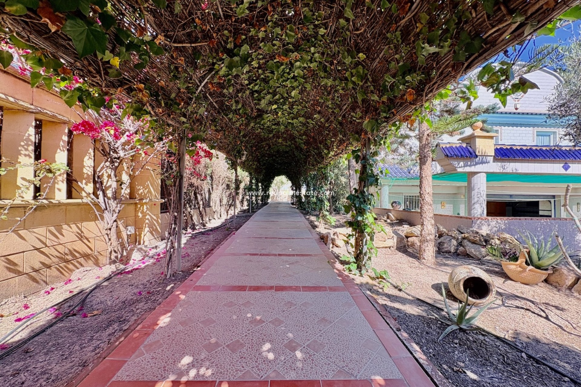 Videresalg - Finca / Landeiendom -
San Fulgencio
