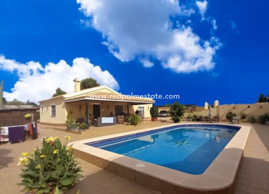 Videresalg - Finca / Landeiendom -
San Javier