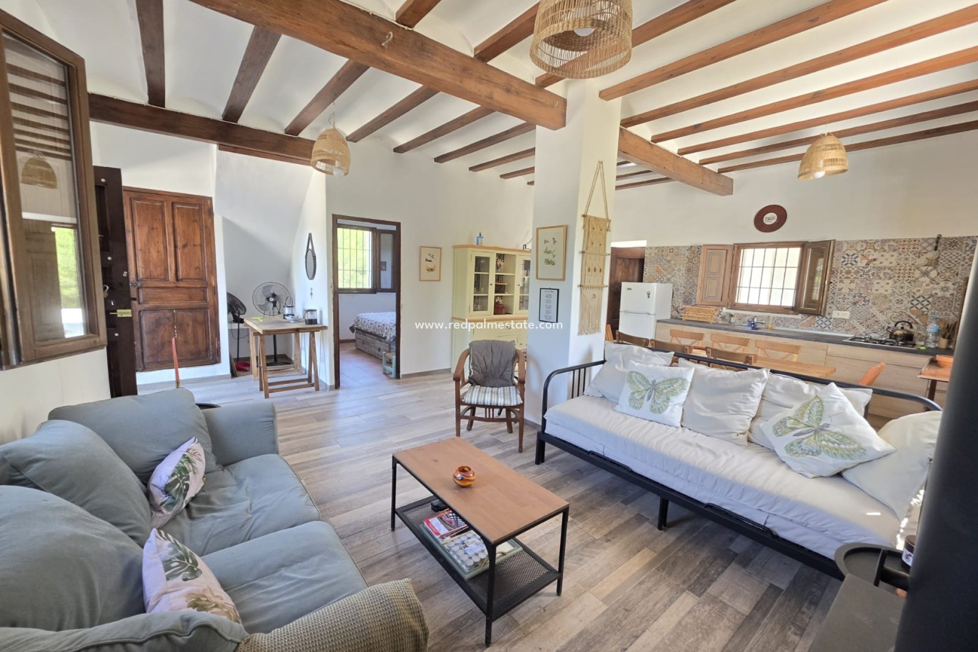 Videresalg - Finca / Landeiendom -
Villena - Inland