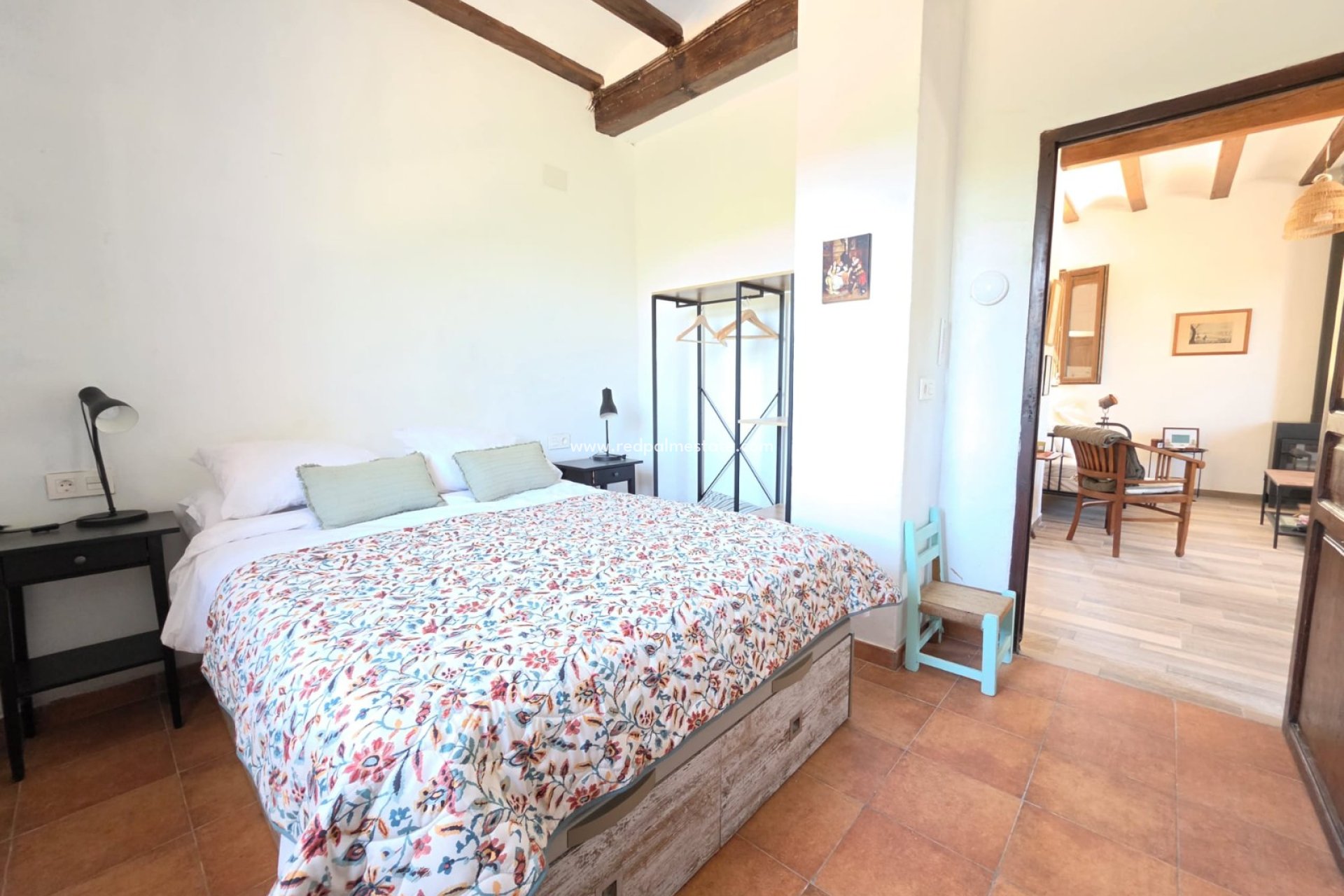 Videresalg - Finca / Landeiendom -
Villena - Inland