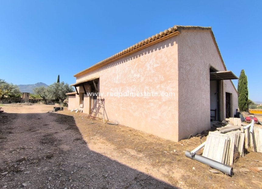 Videresalg - Finca / Landeiendom -
Villena - Inland