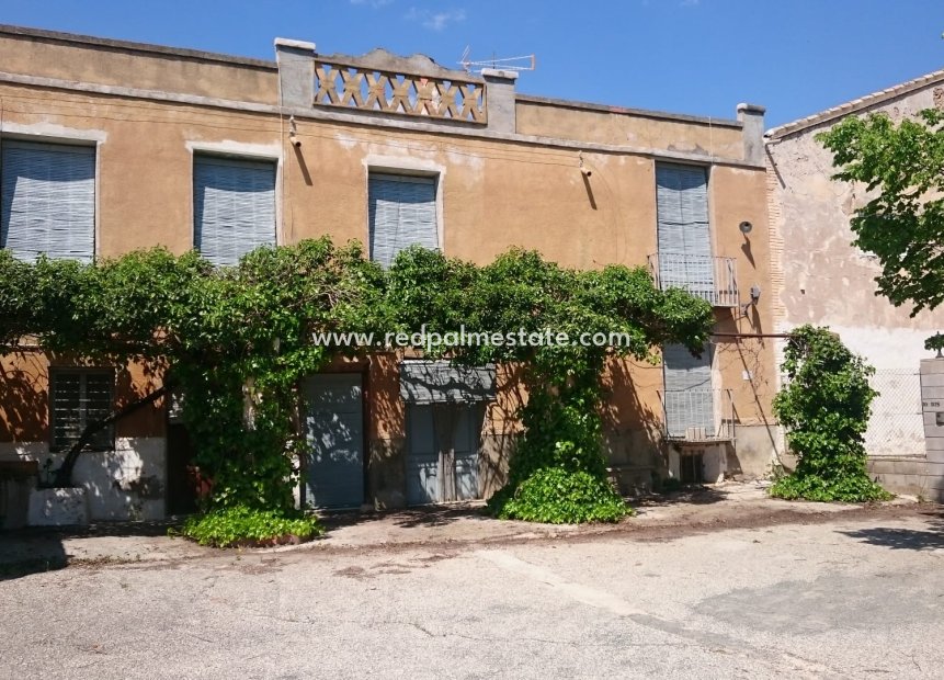 Videresalg - Finca / Landeiendom -
Villena - Inland