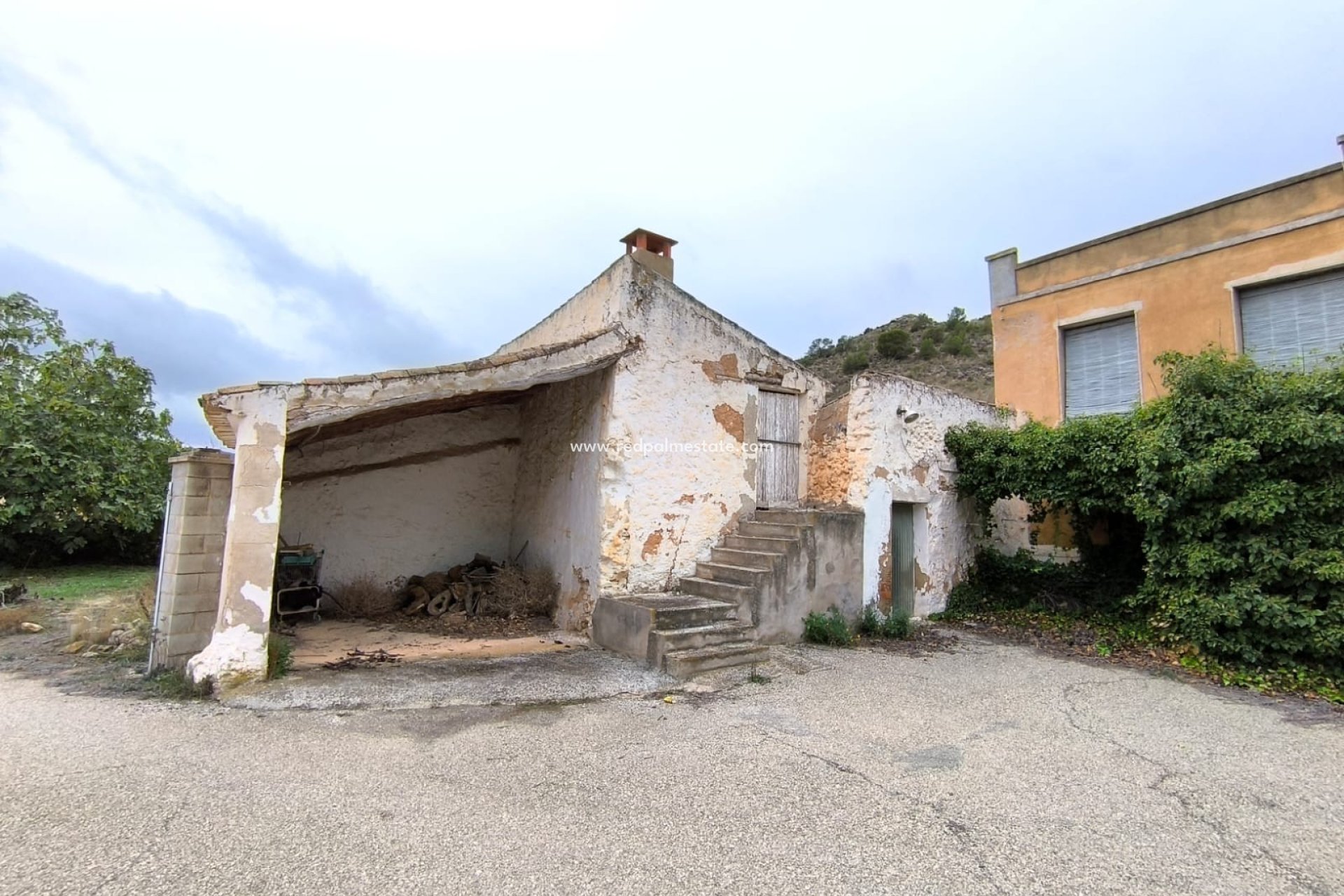 Videresalg - Finca / Landeiendom -
Villena - Inland