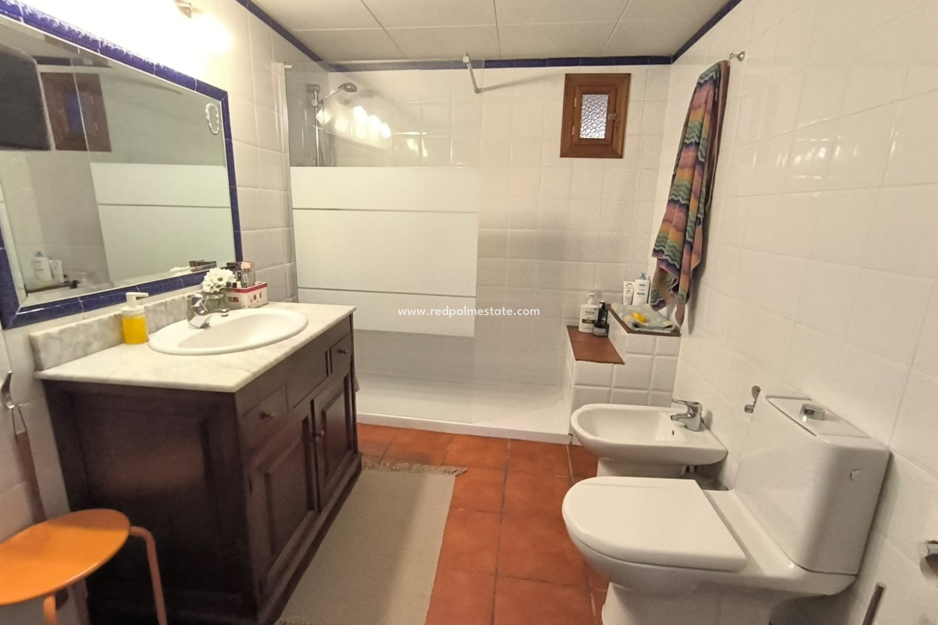 Videresalg - Finca / Landeiendom -
Villena - Inland