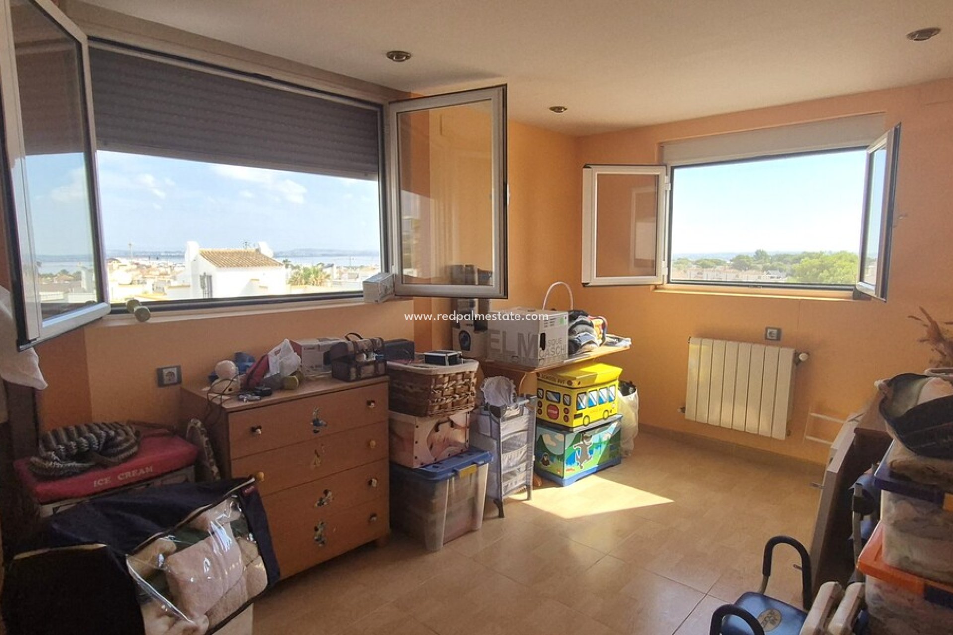 Videresalg - Firemannshus -
Los Altos - Dream Hills - Costa Blanca