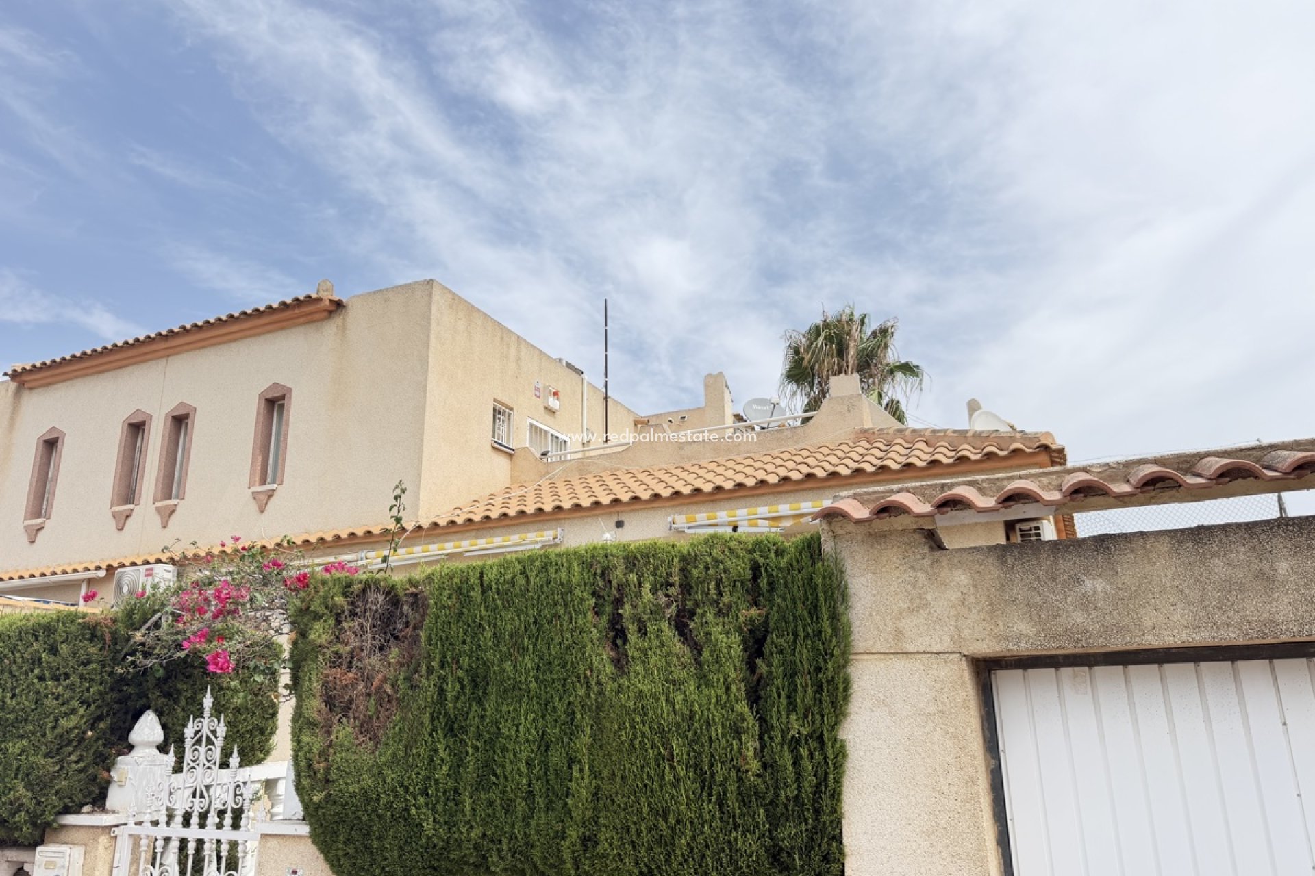 Videresalg - Firemannshus -
Orihuela Costa - La Florida