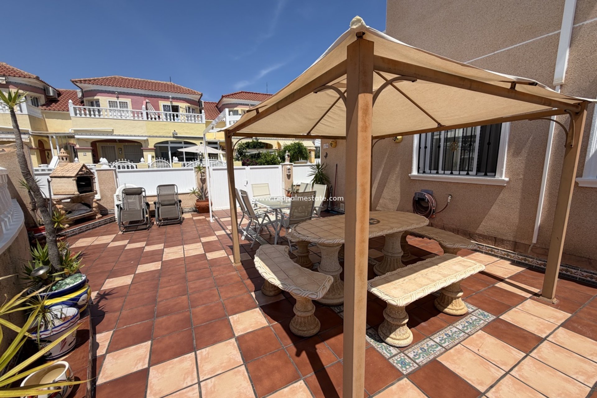 Videresalg - Firemannshus -
Orihuela Costa - La Zenia