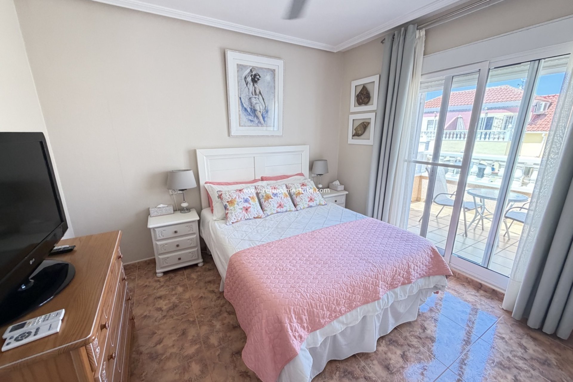 Videresalg - Firemannshus -
Orihuela Costa - La Zenia