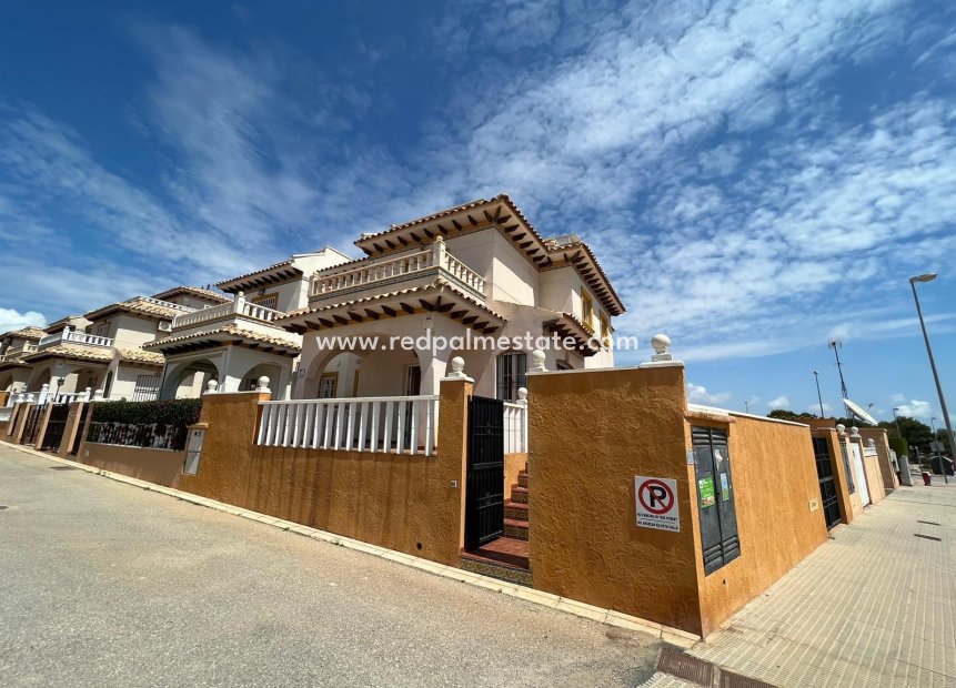 Videresalg - Firemannshus -
Orihuela Costa - Lomas de Cabo Roig