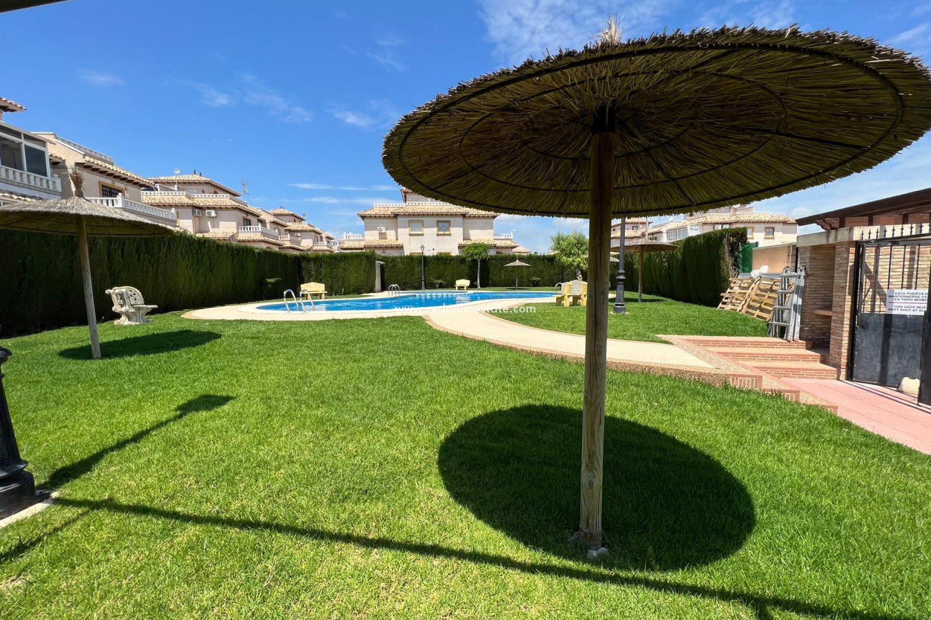 Videresalg - Firemannshus -
Orihuela Costa - Lomas de Cabo Roig