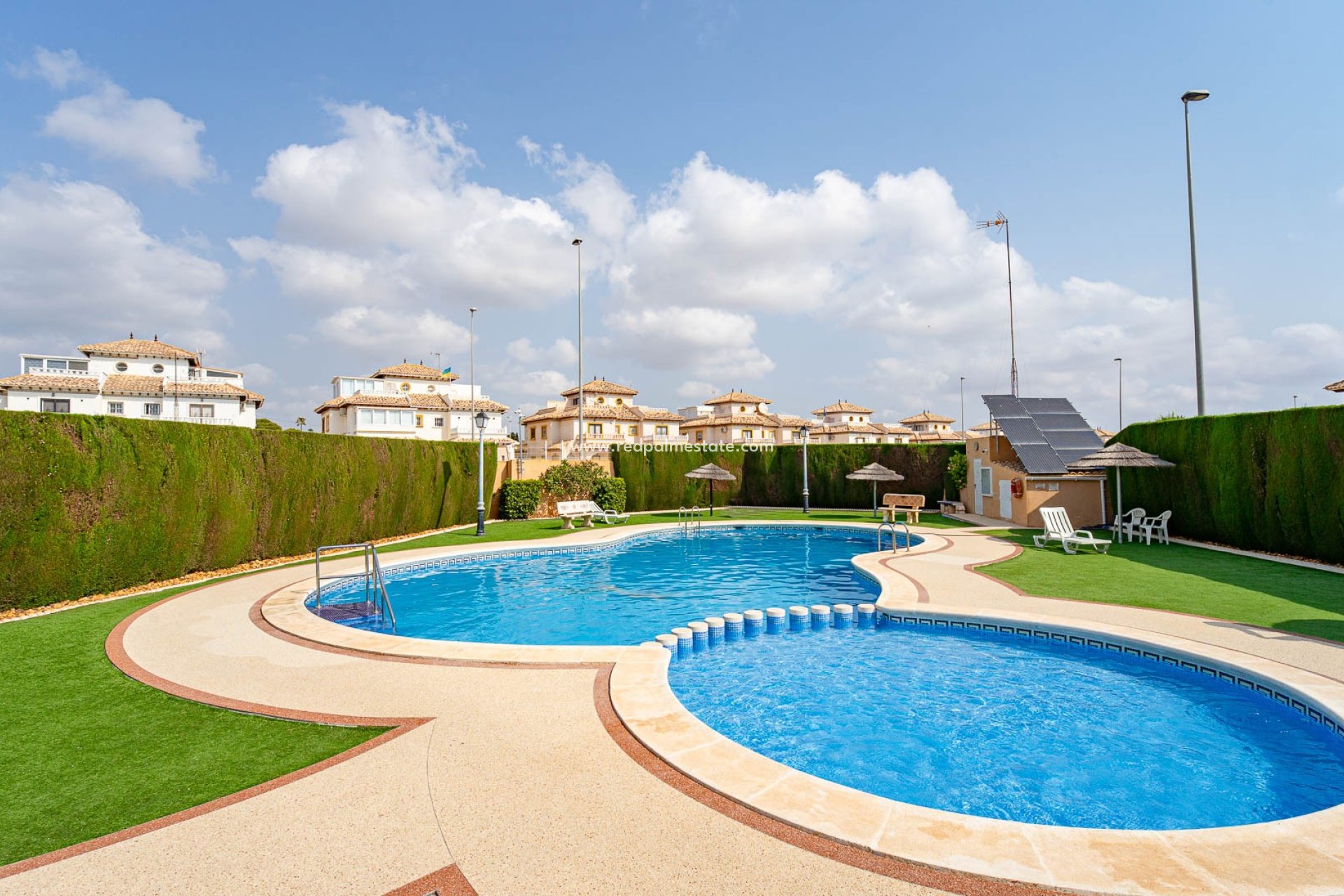 Videresalg - Firemannshus -
Orihuela Costa - Lomas de Cabo Roig