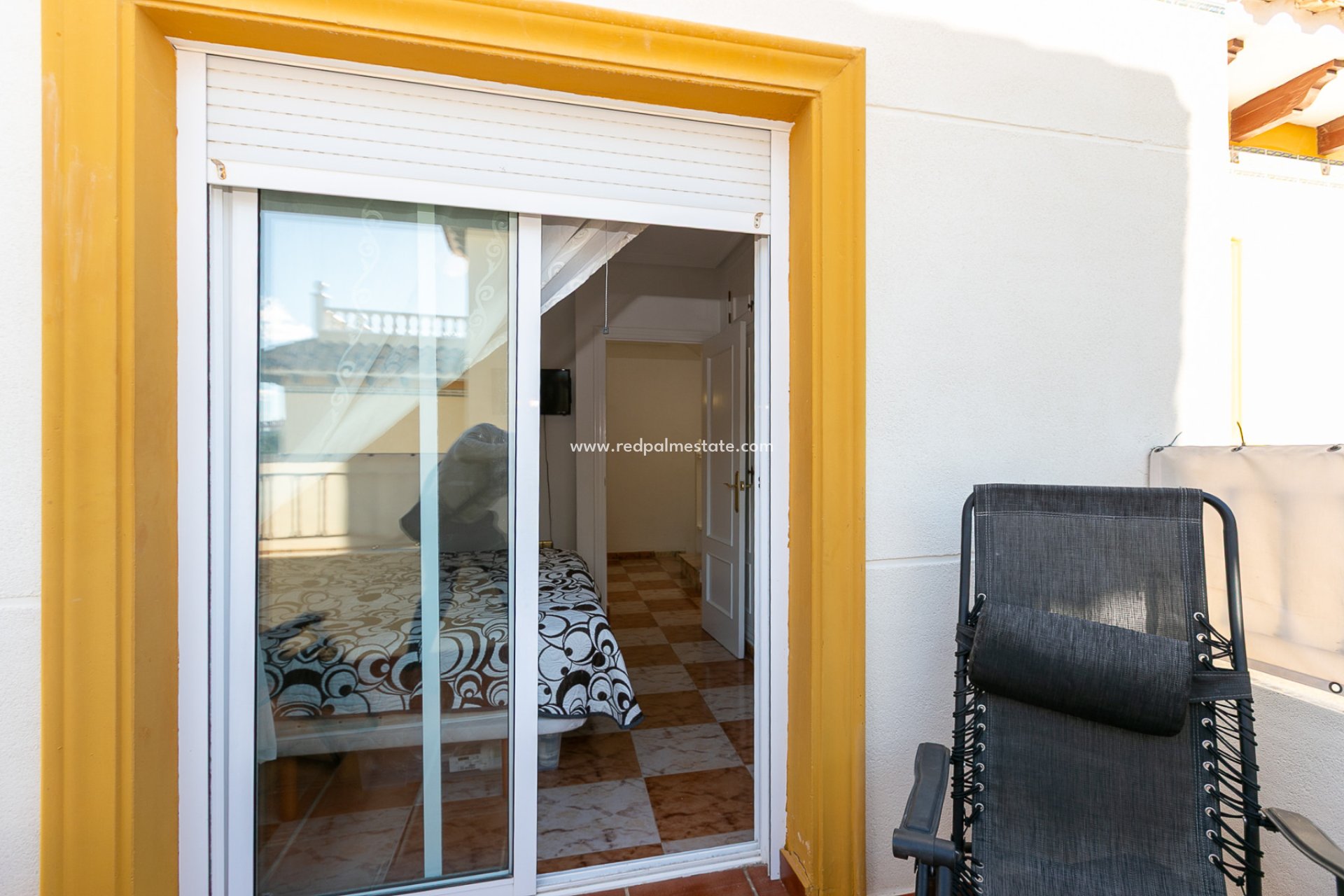 Videresalg - Firemannshus -
Orihuela Costa - Playa Flamenca