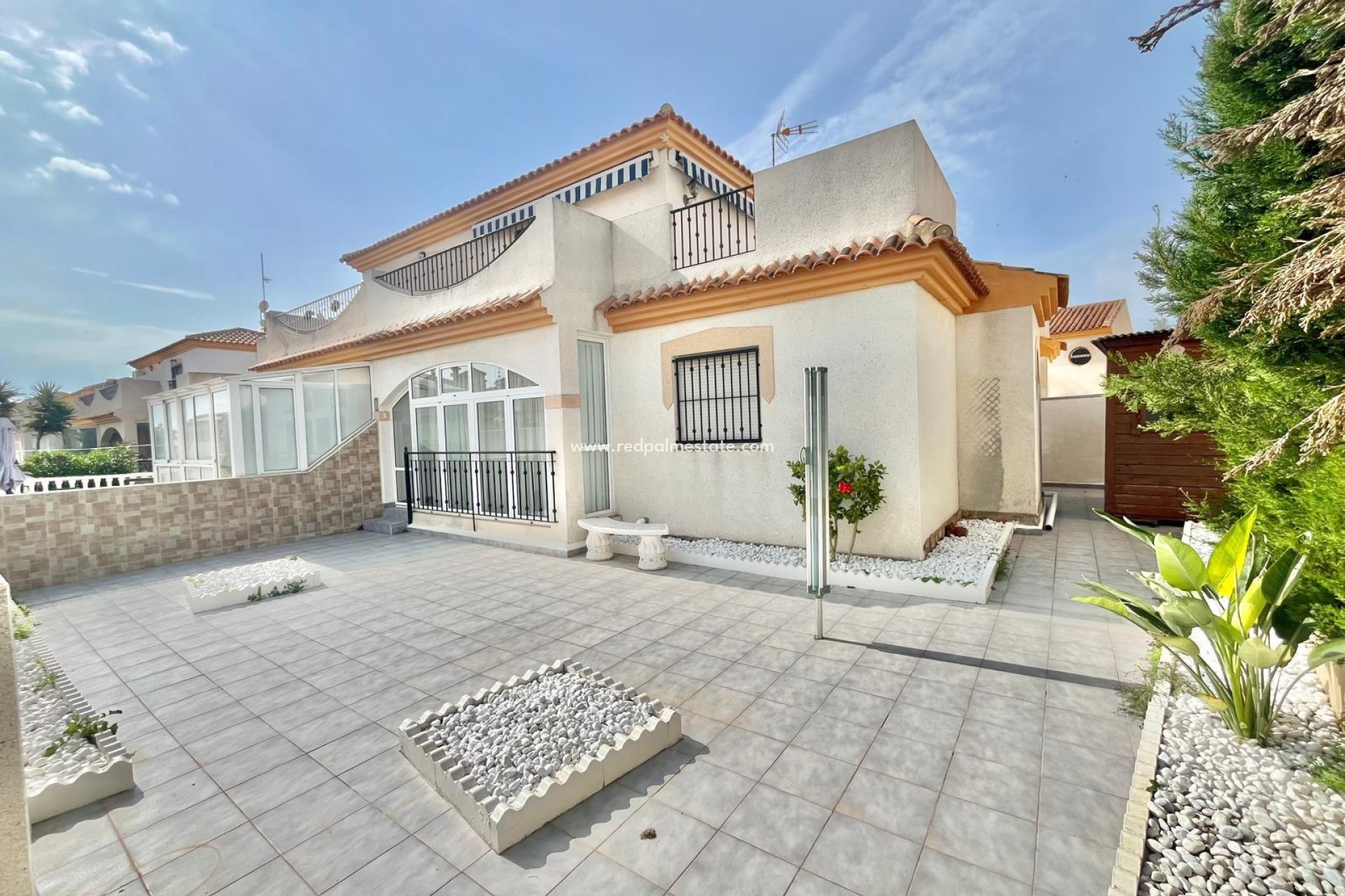 Videresalg - Firemannshus -
Orihuela Costa - Playa Flamenca