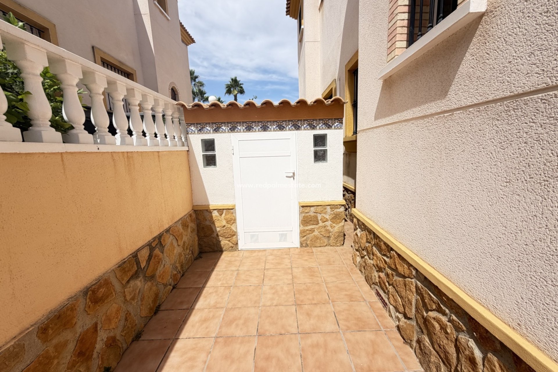 Videresalg - Firemannshus -
Orihuela Costa - Villamartín