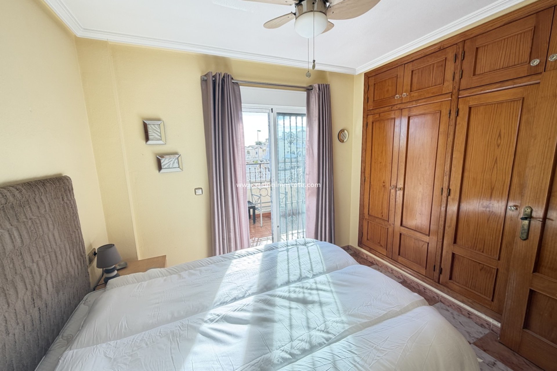 Videresalg - Firemannshus -
Orihuela Costa - Villamartín