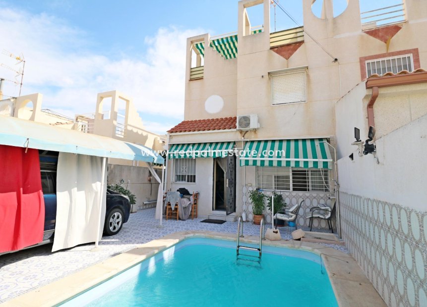 Videresalg - Firemannshus -
Torrevieja - La Siesta - El Salado - Torreta