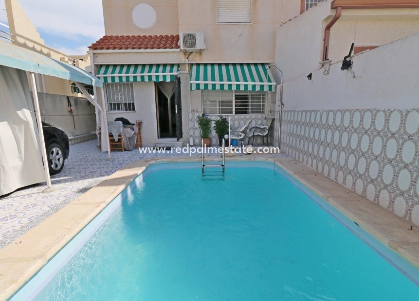 Videresalg - Firemannshus -
Torrevieja - La Siesta - El Salado - Torreta