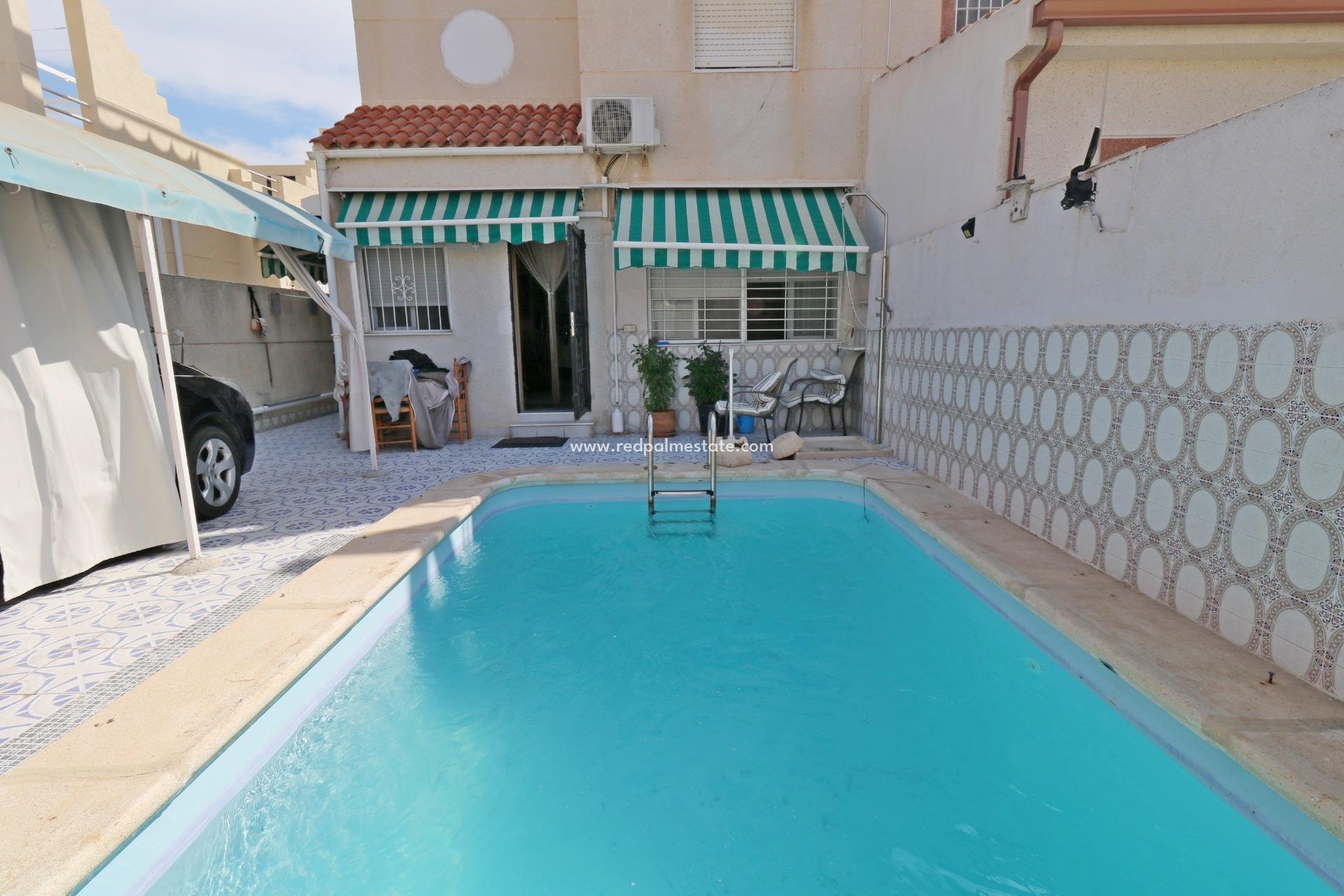 Videresalg - Firemannshus -
Torrevieja - La Siesta - El Salado - Torreta