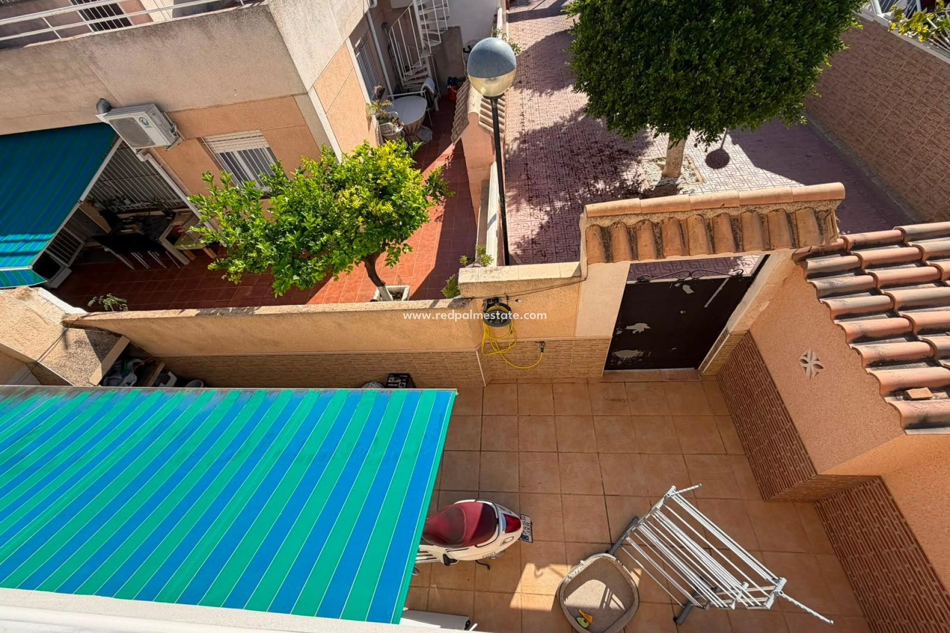 Videresalg - Firemannshus -
Torrevieja - La Siesta - El Salado -  Torreta