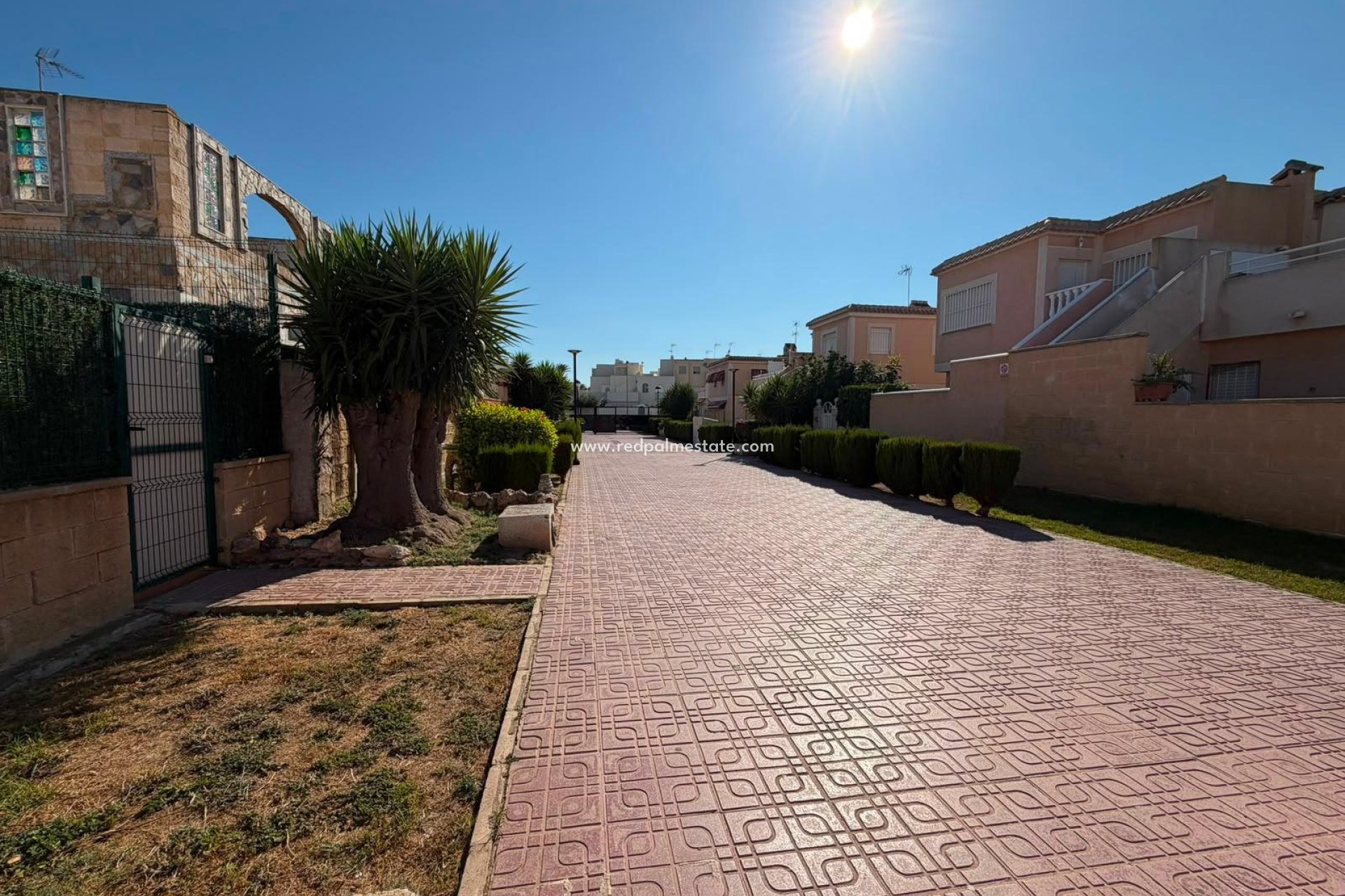 Videresalg - Firemannshus -
Torrevieja - La Siesta - El Salado -  Torreta