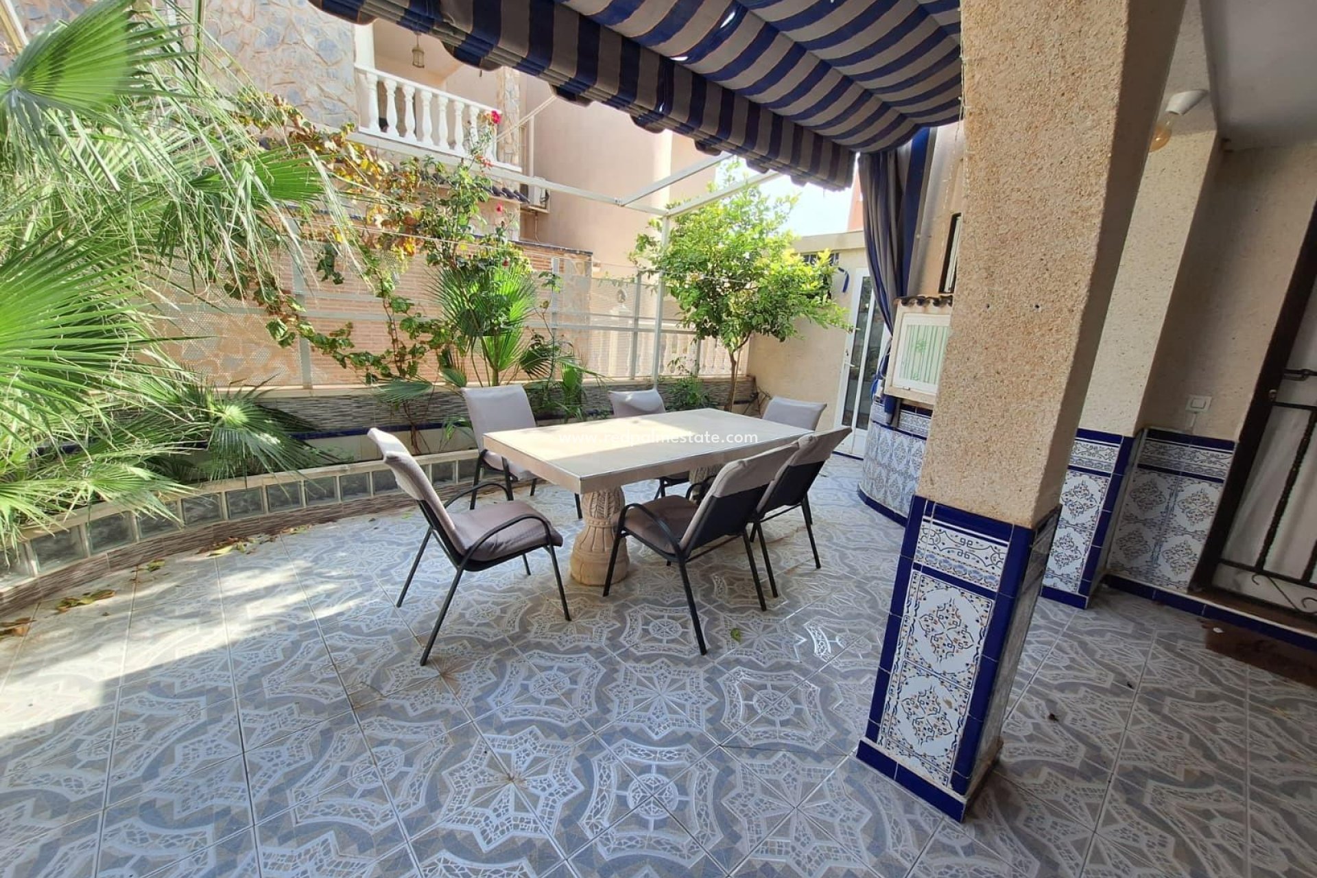 Videresalg - Firemannshus -
Torrevieja - La Siesta - El Salado -  Torreta