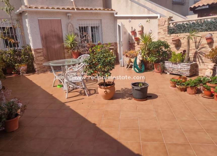 Videresalg - Flat -
Orihuela Costa - Campoamor