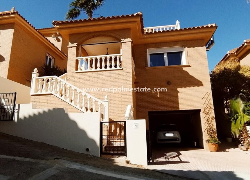 Videresalg - Frittliggende villa -
Ciudad quesada - Costa Blanca