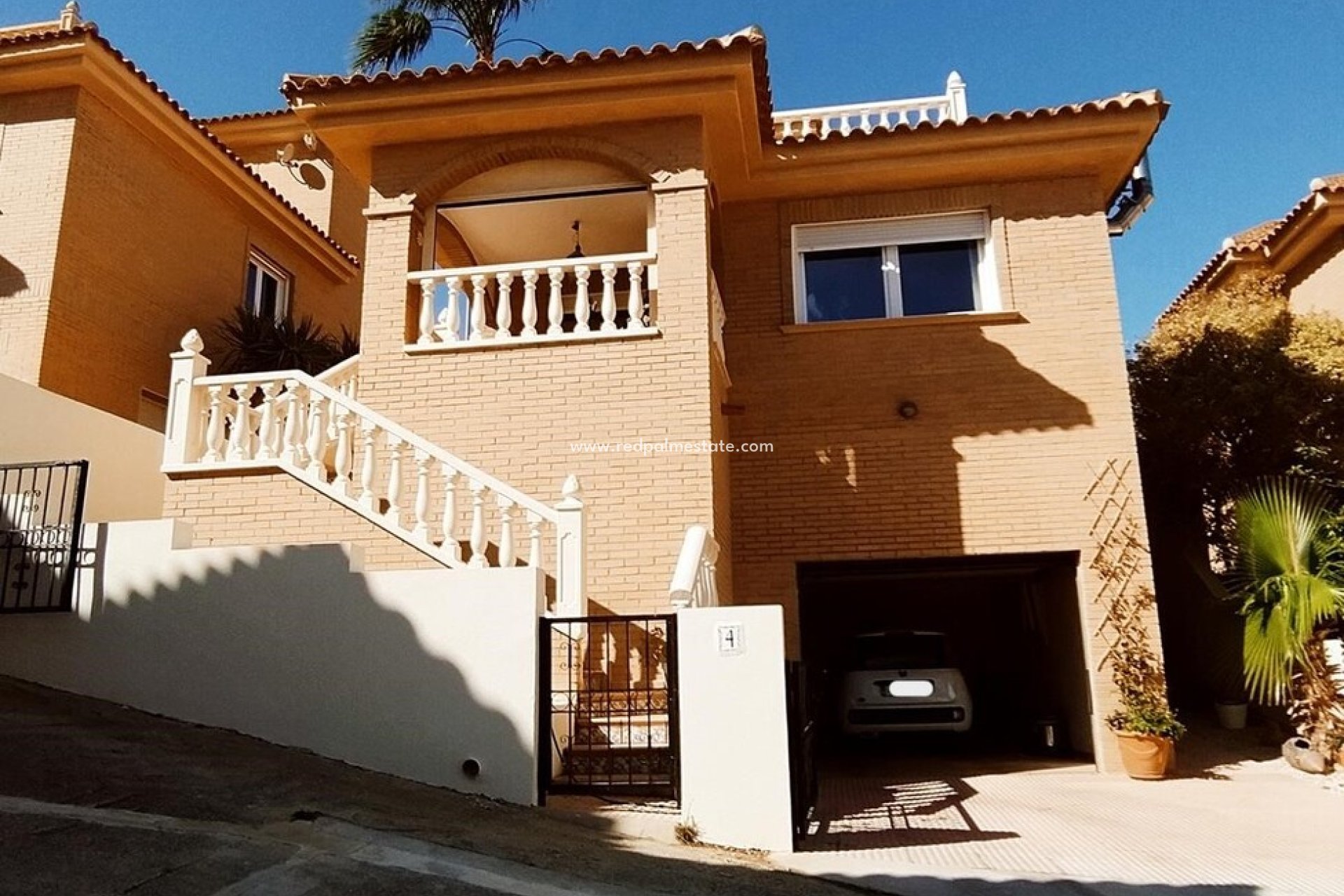 Videresalg - Frittliggende villa -
Ciudad quesada - Costa Blanca