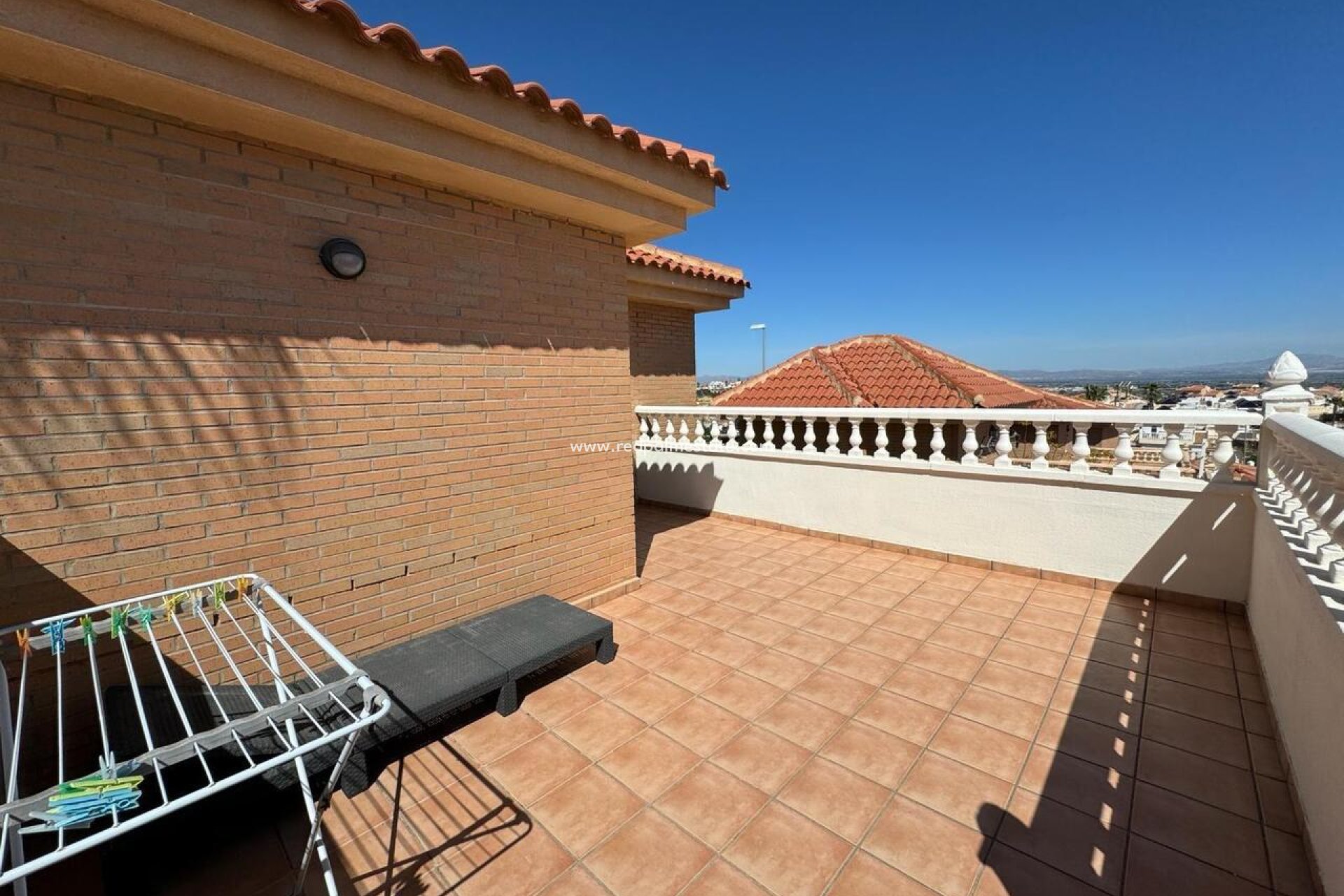 Videresalg - Frittliggende villa -
Ciudad quesada - Costa Blanca