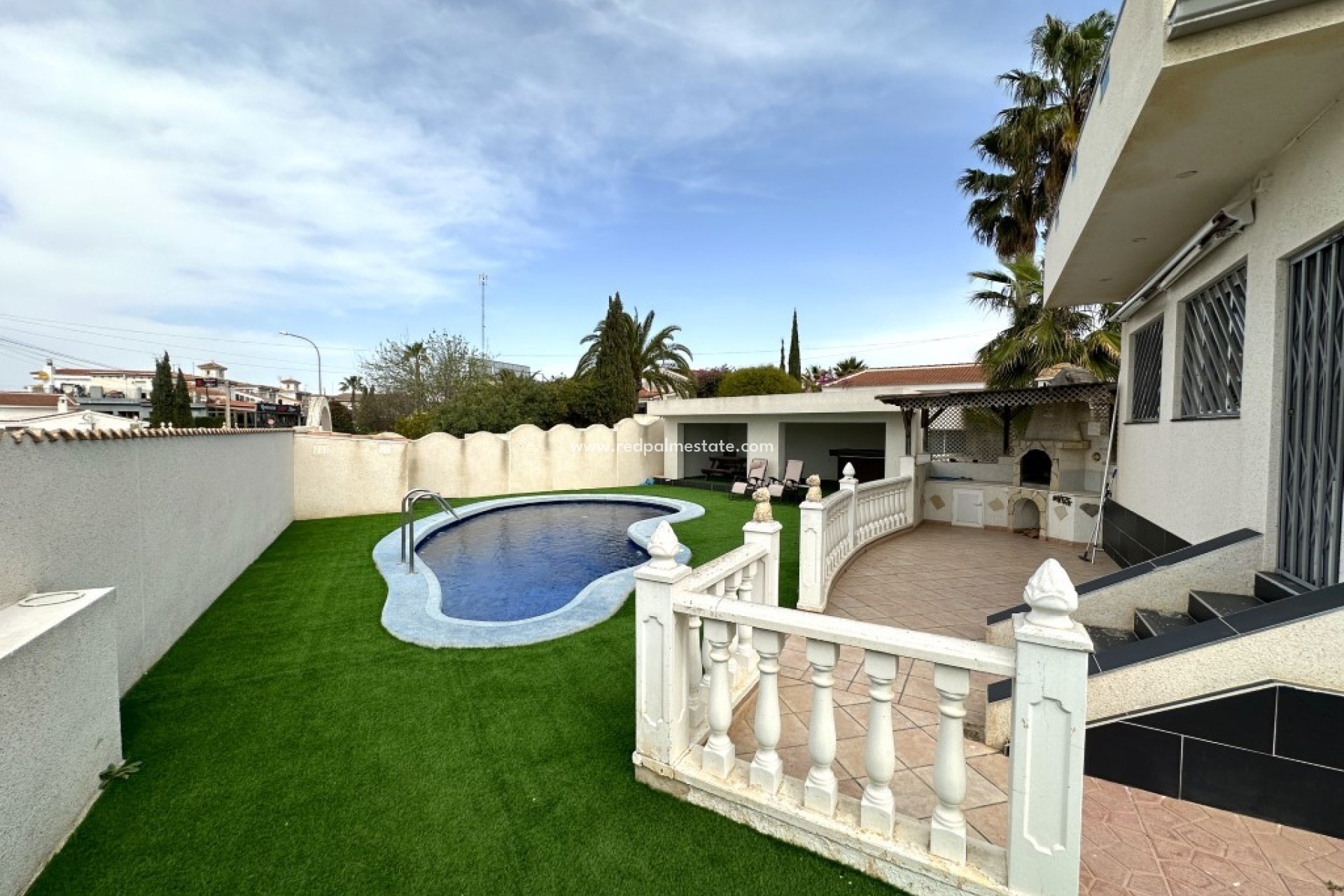 Videresalg - Frittliggende villa -
Ciudad quesada - Costa Blanca