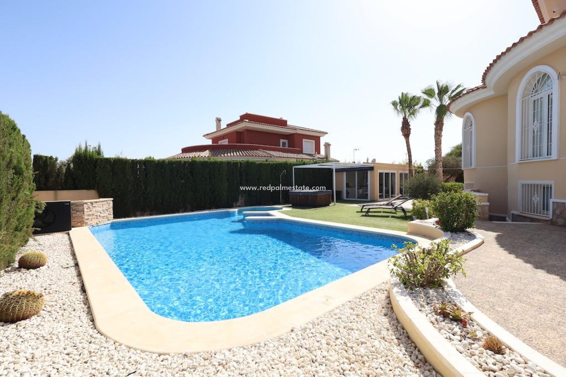 Videresalg - Frittliggende villa -
Ciudad quesada - Costa Blanca