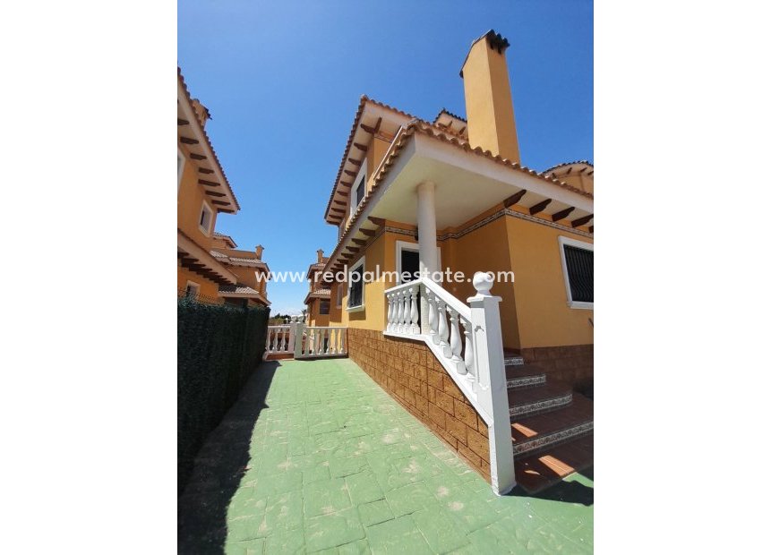 Videresalg - Frittliggende villa -
Ciudad quesada - Costa Blanca