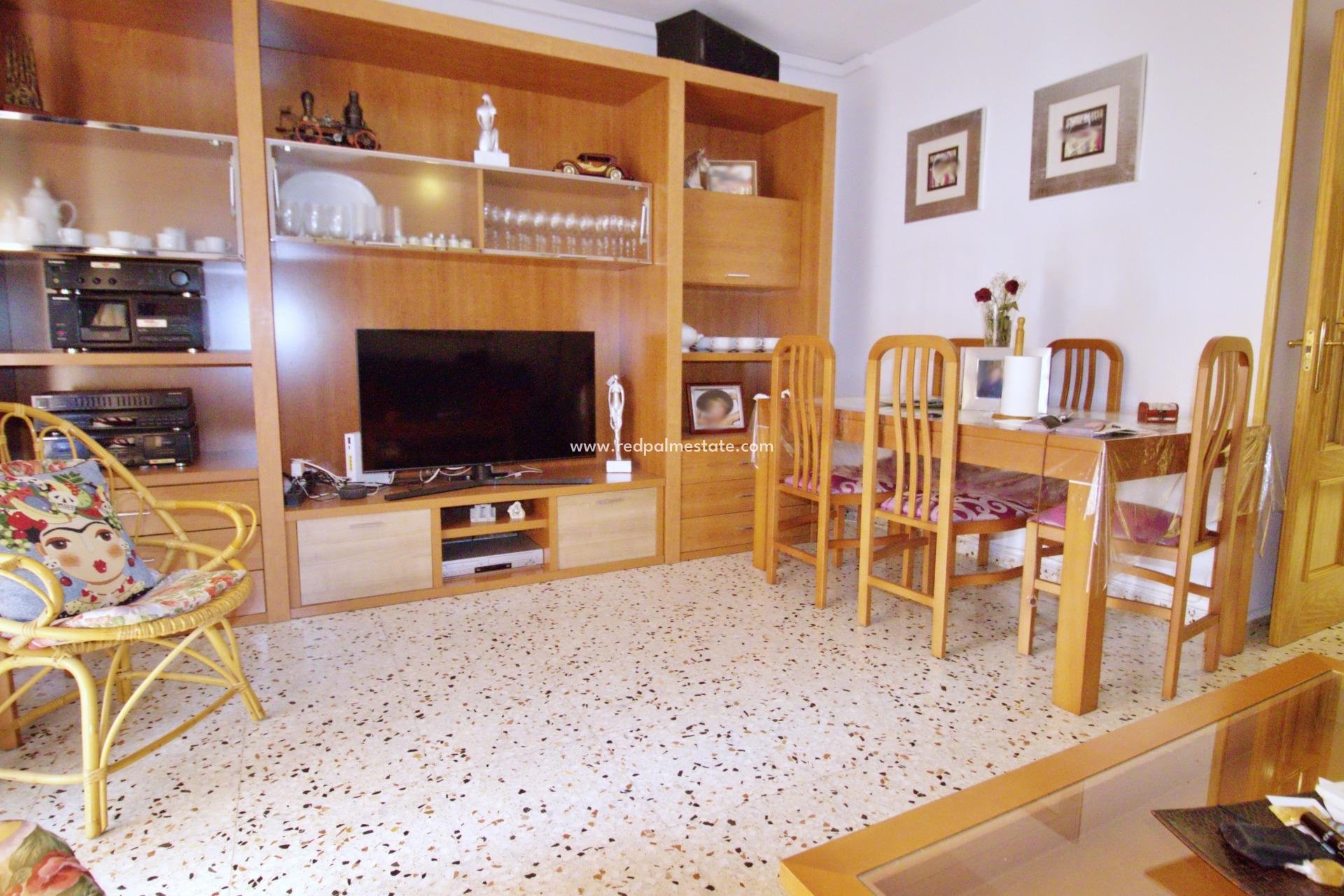 Videresalg - Leilighet -
Alicante - Benalua