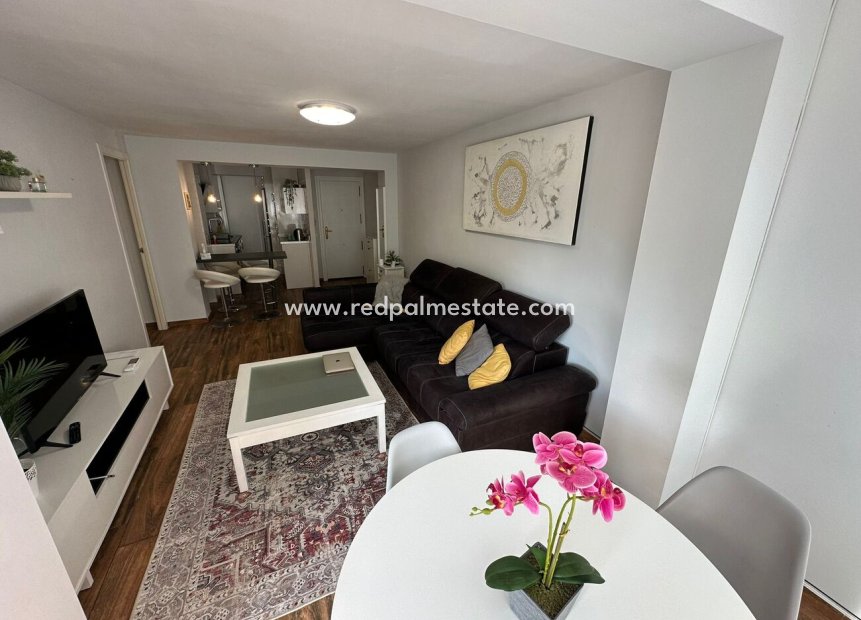 Videresalg - Leilighet -
Alicante - Pla Del Bon Repos