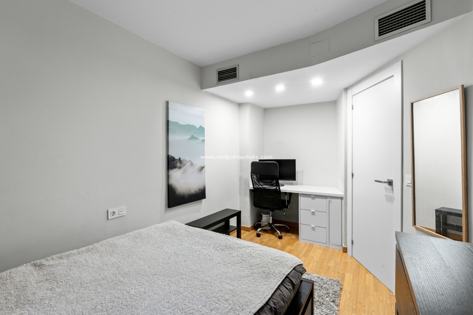 Videresalg - Leilighet -
Alicante