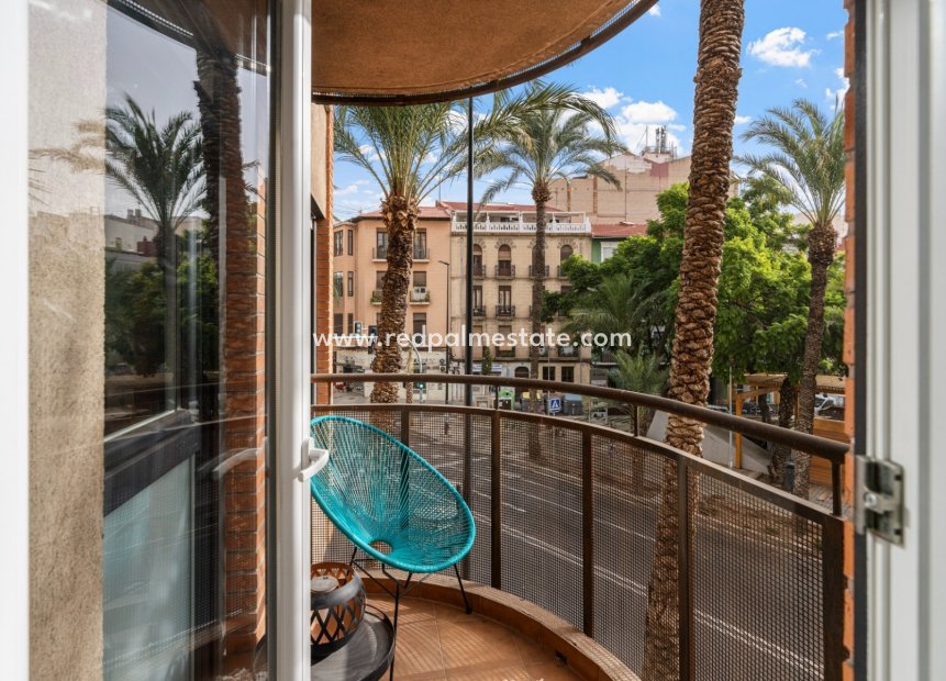 Videresalg - Leilighet -
Alicante
