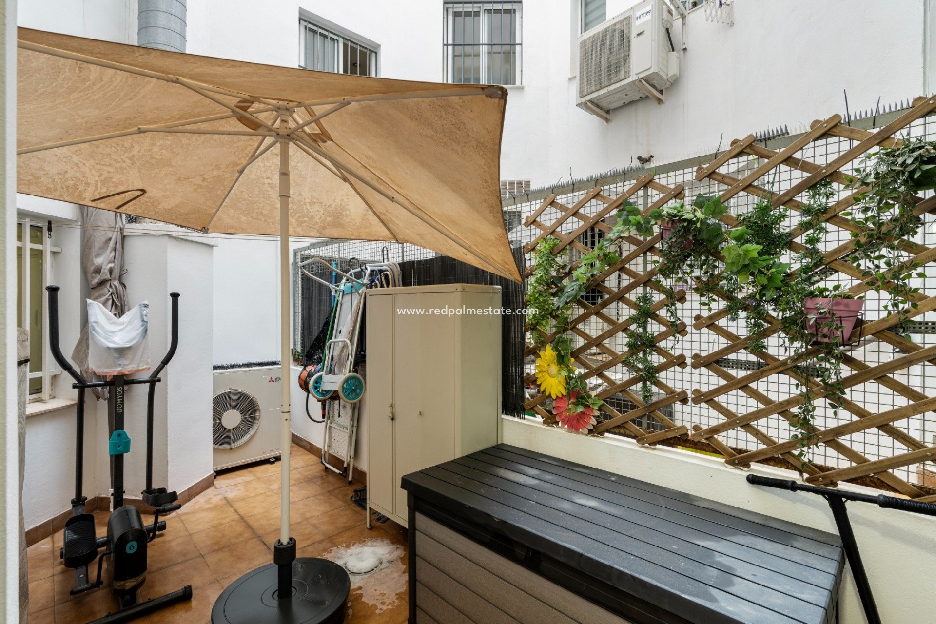 Videresalg - Leilighet -
Alicante