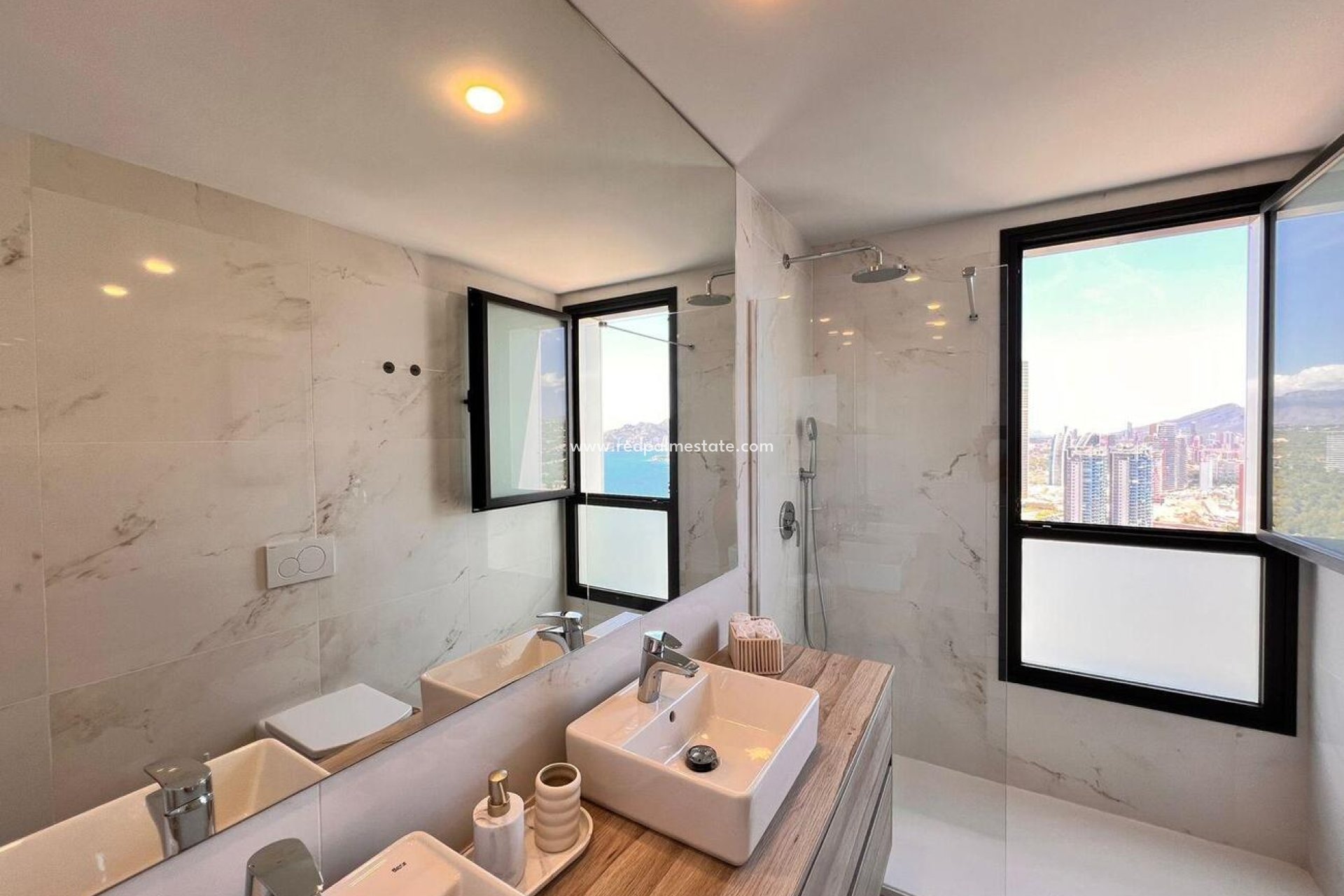 Videresalg - Leilighet -
Benidorm - Playa de Poniente