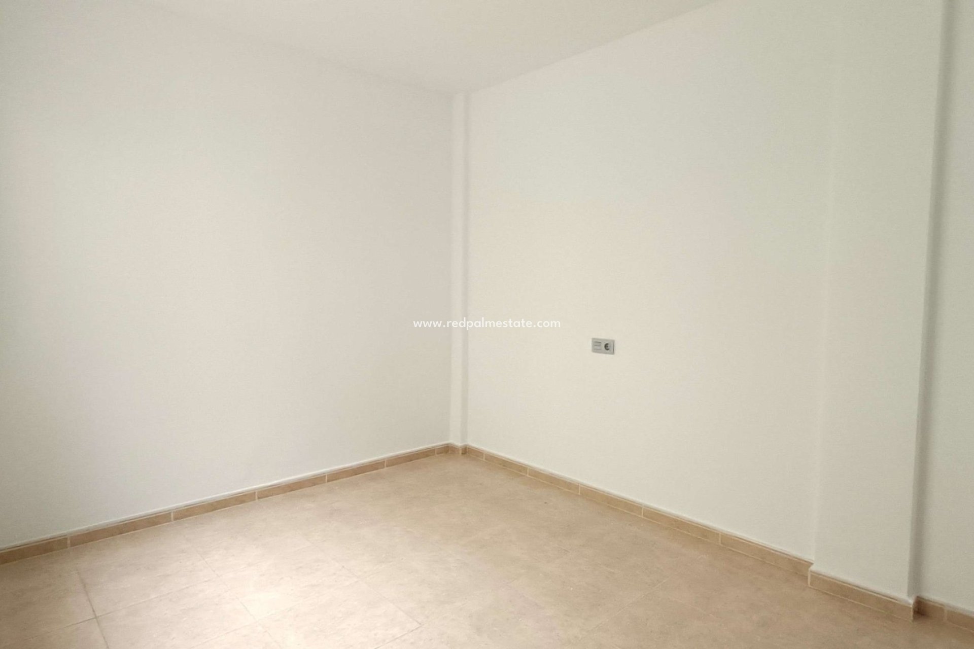 Videresalg - Leilighet -
Benijofar